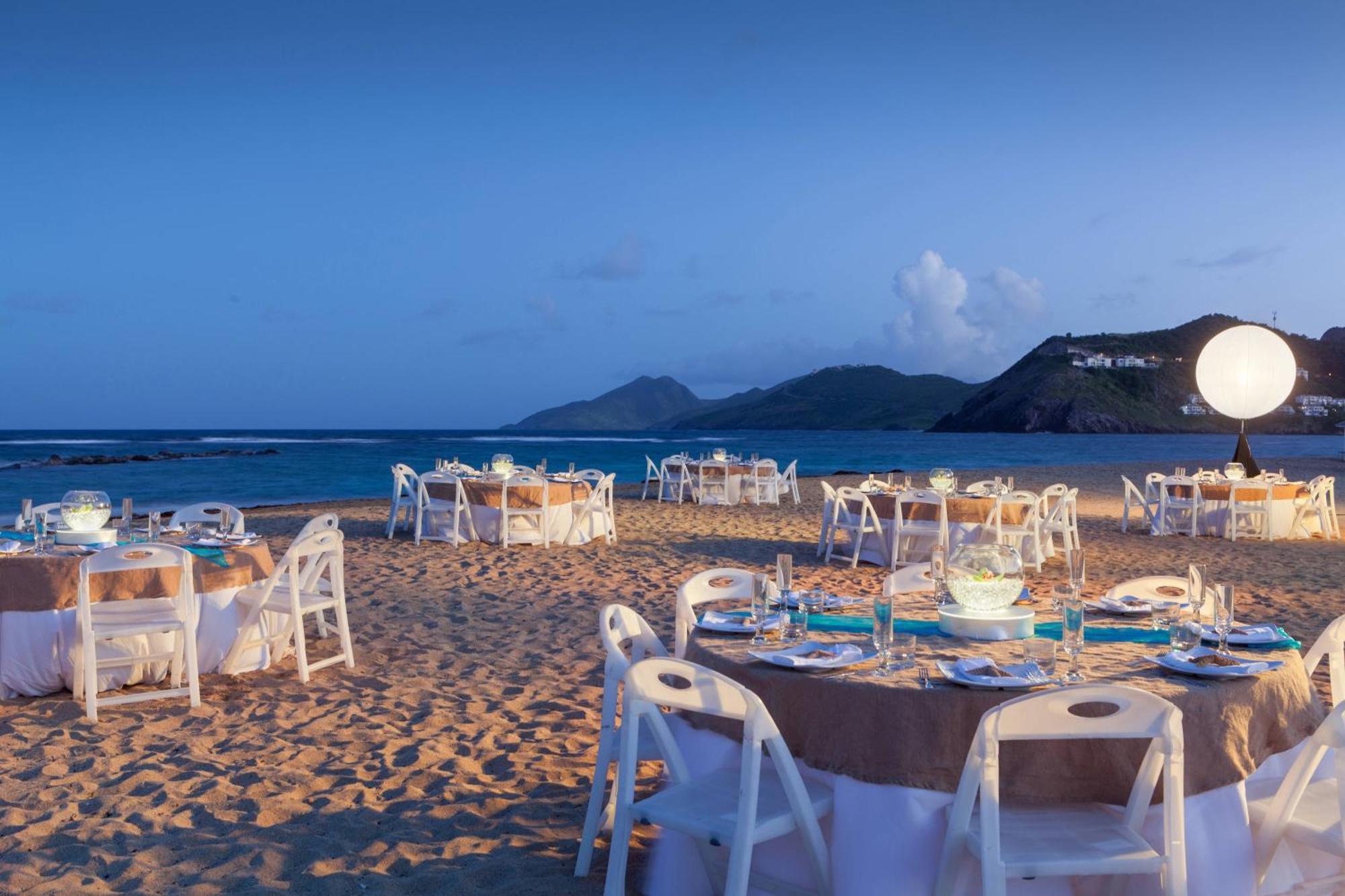St Kitts Marriott Beach Resort, Casino & Spa Frigate Bay Exteriör bild